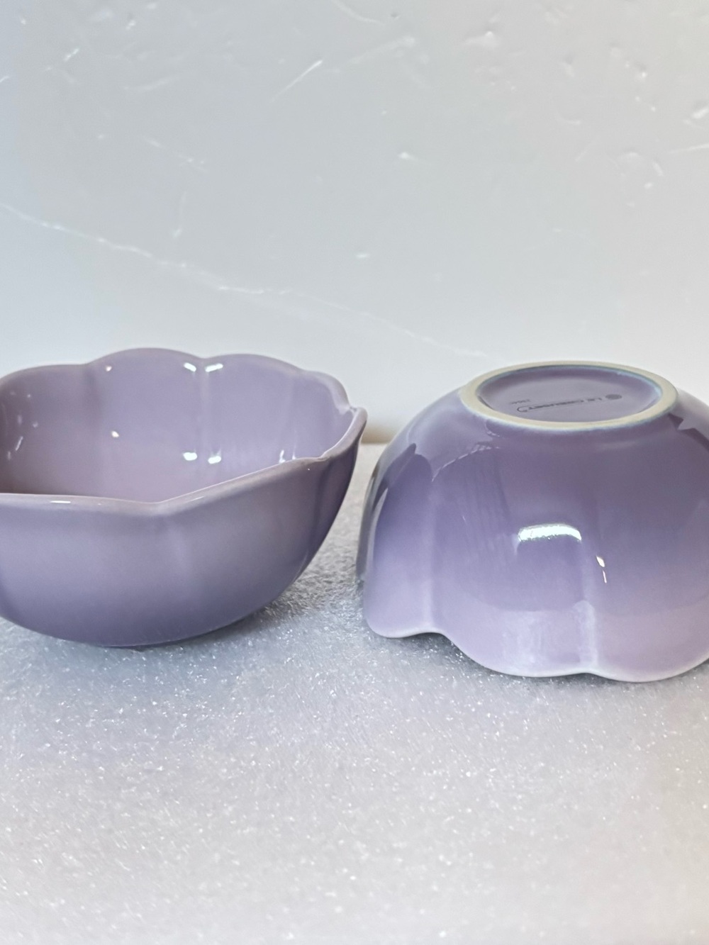 Le Creuset Lavender Purple Stoneware Petal Bowls - Set of 2
